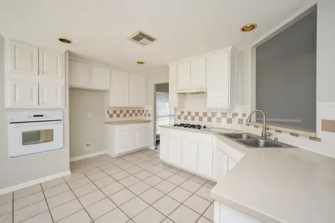 12210 Ferncrest Court Houston TX 77070