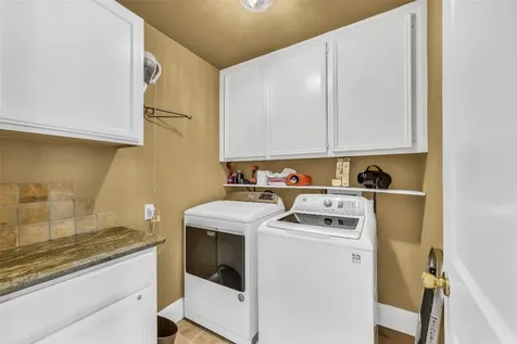 210 Trail Bend Lane Friendswood TX 77546