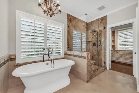 210 Trail Bend Lane Friendswood TX 77546