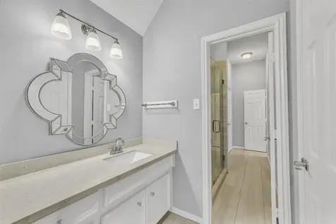 210 Trail Bend Lane Friendswood TX 77546