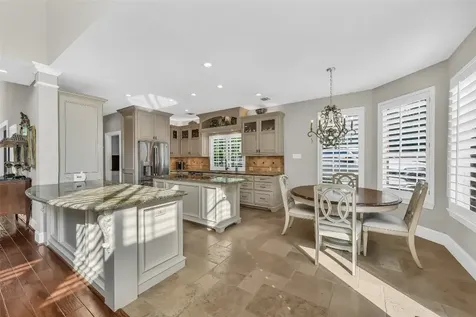 210 Trail Bend Lane Friendswood TX 77546