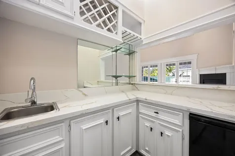 1002 Island View League City TX 77565