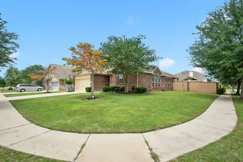 101 Long Meadow Court Clute TX 77531