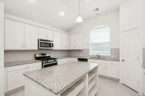 101 Long Meadow Court Clute TX 77531