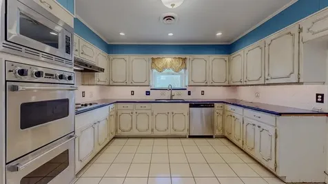 5710 Pickwick Lane Beaumont TX 77706