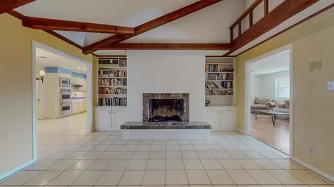 5710 Pickwick Lane Beaumont TX 77706