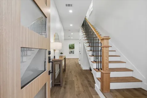 5815 Outer Banks Street Houston TX 77091
