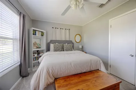 207 River Street Hallettsville TX 77964