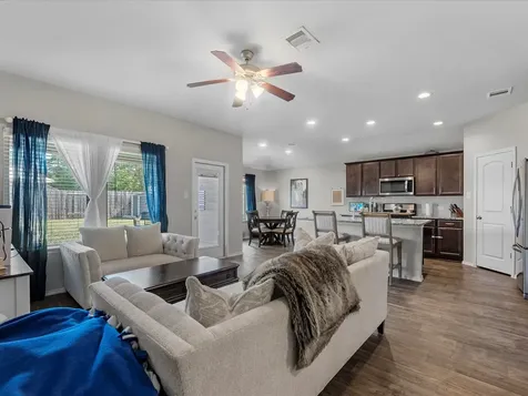 18283 Woodpecker Trail New Caney TX 77357