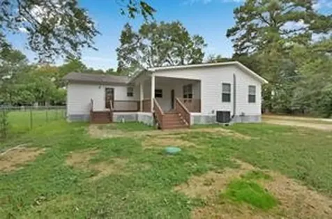 10826 10826 Joann Street Willis TX 77318