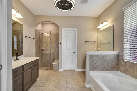 11711 Petal Falls Lane Tomball TX 77377