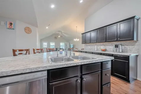 21018 Whitehaven Bluff Trail Katy TX 77449