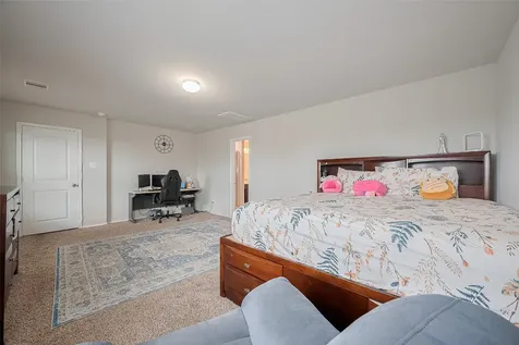 21018 Whitehaven Bluff Trail Katy TX 77449