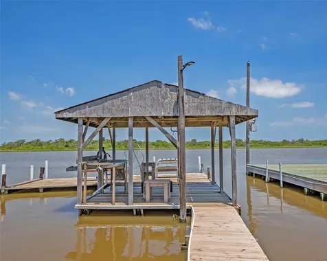 1214 County Road 201 Sargent TX 77414