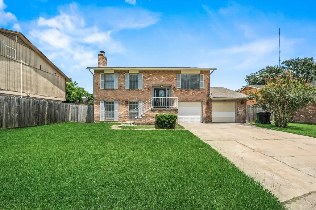 16723 Running Quail Court Houston TX 77489