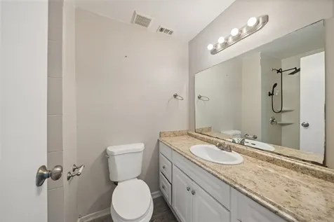 16723 Running Quail Court Houston TX 77489