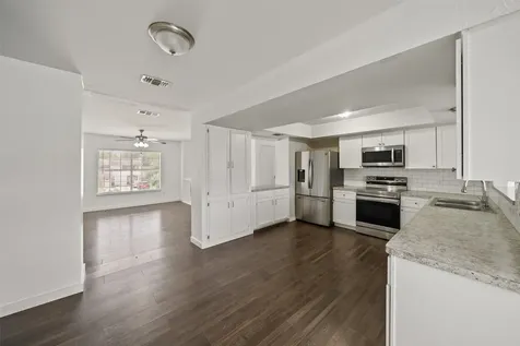 16723 Running Quail Court Houston TX 77489