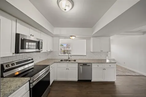 16723 Running Quail Court Houston TX 77489