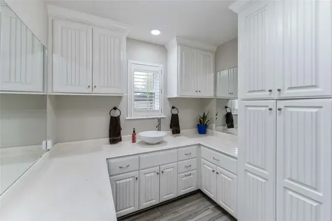 6814 Avenue O Santa Fe TX 77510