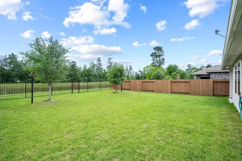2219 Silver Dove Lane Conroe TX 77301
