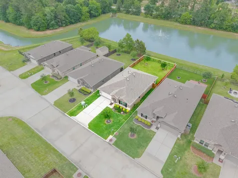 2219 Silver Dove Lane Conroe TX 77301