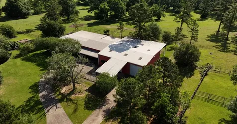 22720 Fm-2854 Montgomery TX 77316