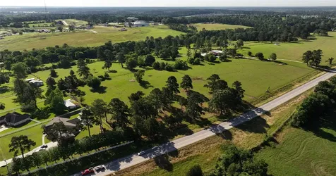 22720 Fm-2854 Montgomery TX 77316
