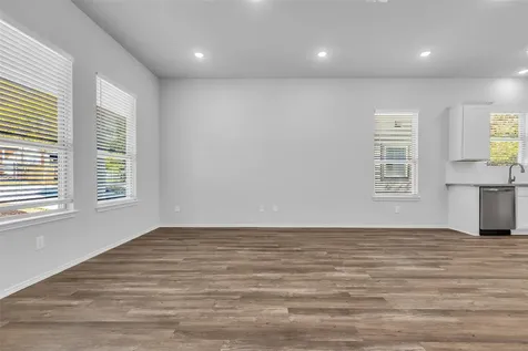 11966 Canal Street Willis TX 77318