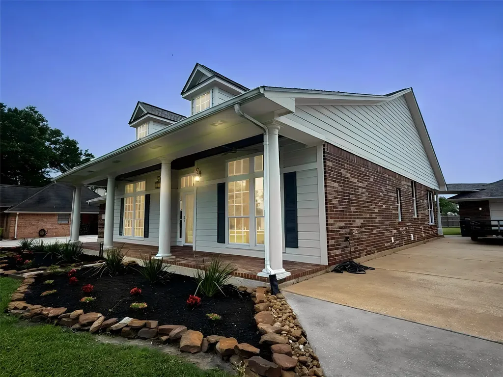 509 Pecan Loop Drive Baytown TX 77523