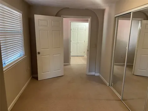 302 Somerset Road Conroe TX 77316