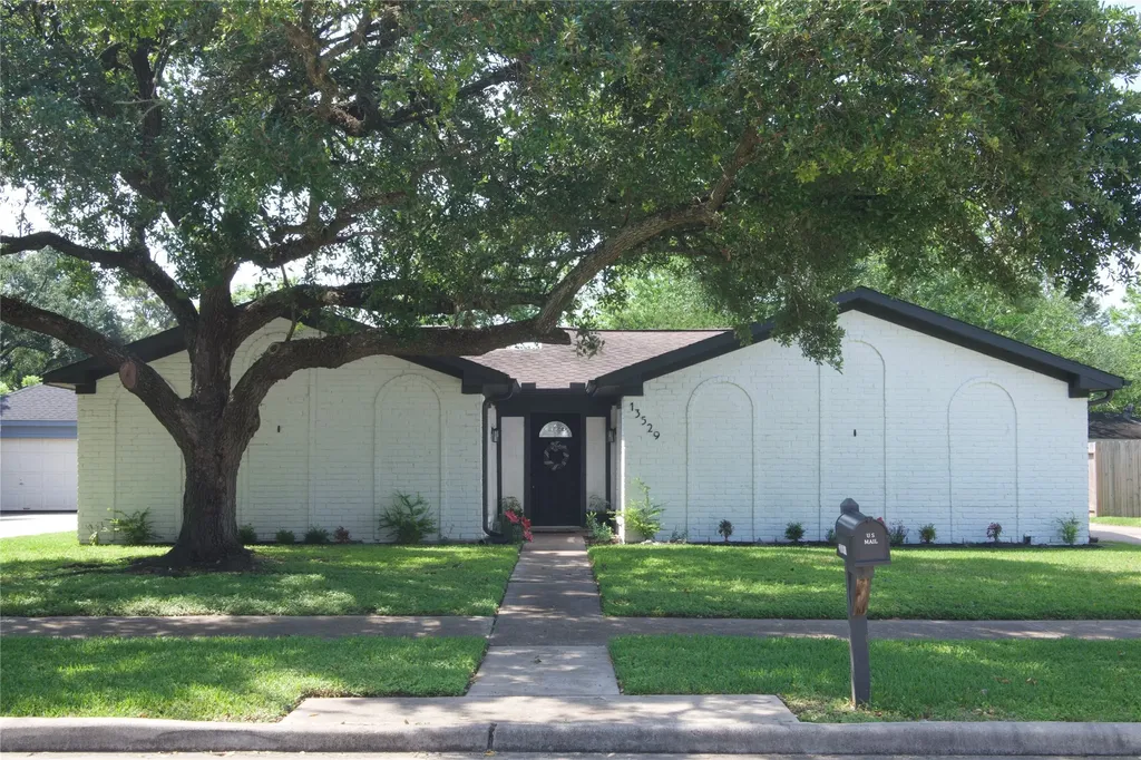 13529 Woodchester Drive Sugar Land TX 77498