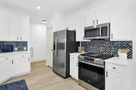 18 Endor Forest Place The Woodlands TX 77382
