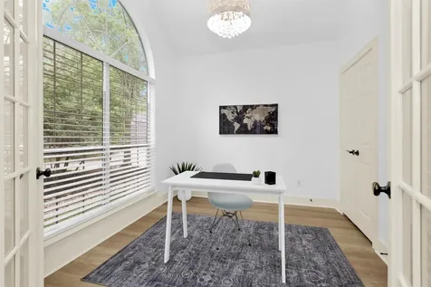 18 Endor Forest Place The Woodlands TX 77382