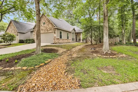 18 Endor Forest Place The Woodlands TX 77382