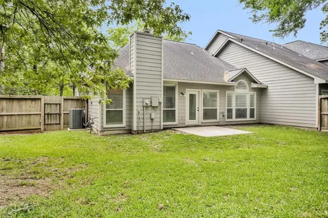 18 Endor Forest Place The Woodlands TX 77382