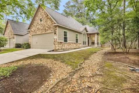 18 Endor Forest Place The Woodlands TX 77382