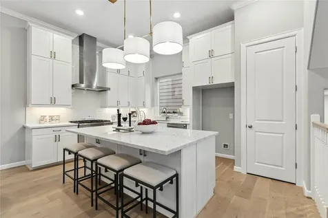 4024 Blossom Street Houston TX 77007