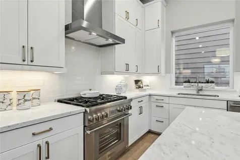 4024 Blossom Street Houston TX 77007