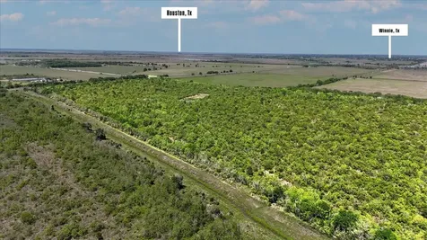 0000 Highway 124 Stowell TX 77661