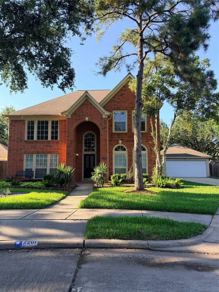 2201 Summer Reef Drive League City TX 77573