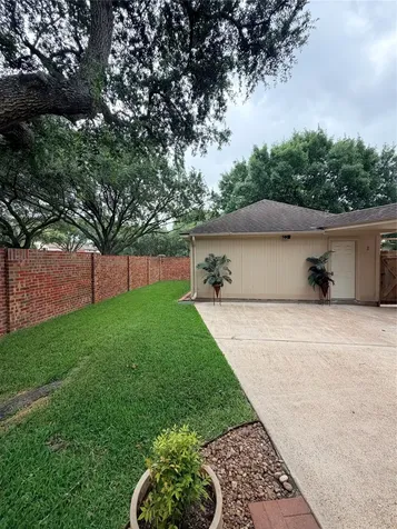2201 Summer Reef Drive League City TX 77573