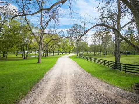 2990 Bowser Road Fulshear TX 77441