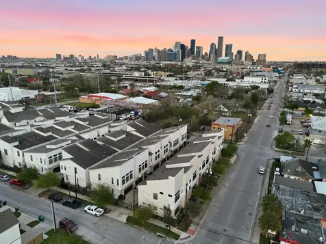 118 N Hutcheson Street Houston TX 77003