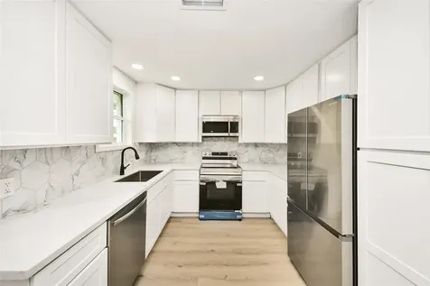 11119 Hazen Street Houston TX 77072