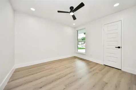 11119 Hazen Street Houston TX 77072