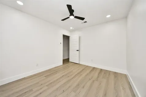 11119 Hazen Street Houston TX 77072