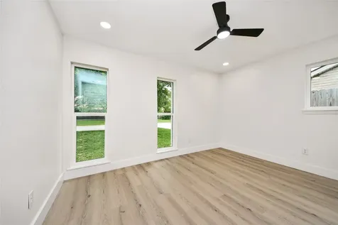 11119 Hazen Street Houston TX 77072