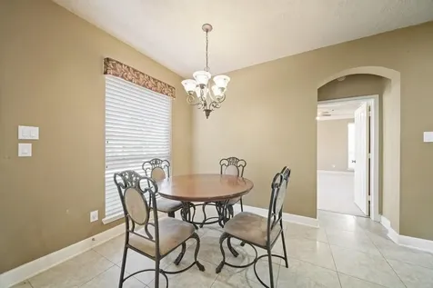 10015 Loch Courtney Lane Houston TX 77089