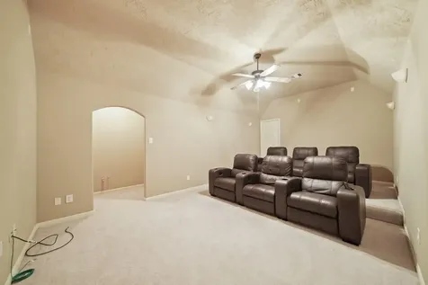 10015 Loch Courtney Lane Houston TX 77089