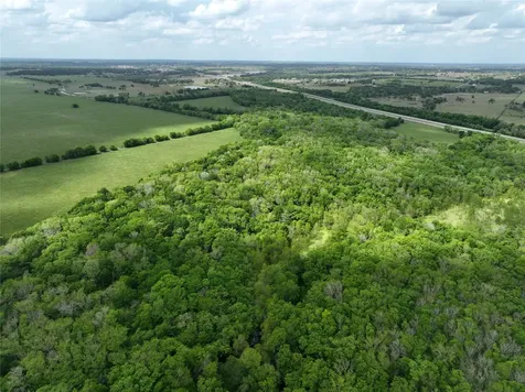 10463 Highway 36 Bellville TX 77418